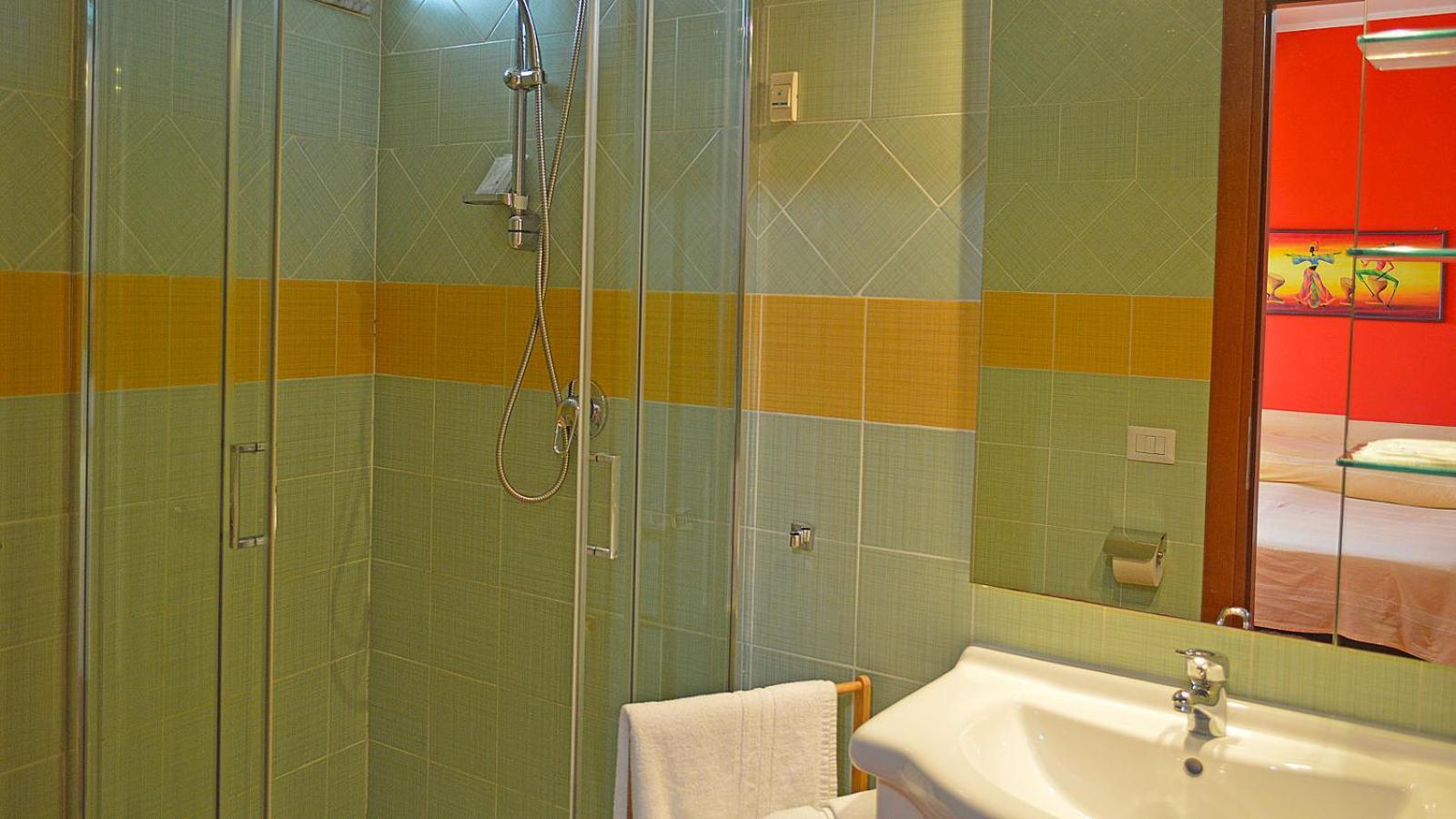 Splash'S Rooms Spadafora Kültér fotó